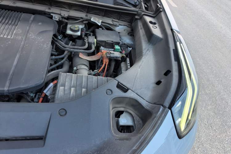 Used Lynk & Co 01 2023 1.5TD EM-F PM Engine Bay Left