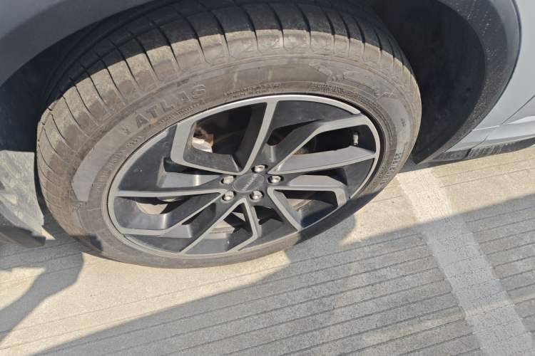Used Lynk & Co 01 2023 1.5TD EM-F PM Exterior 4