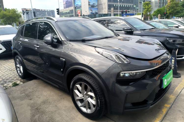 Used Lynk & Co 01 2023 2.0TD Two-Wheel Drive Asian Games Edition Front Right 45 Deg