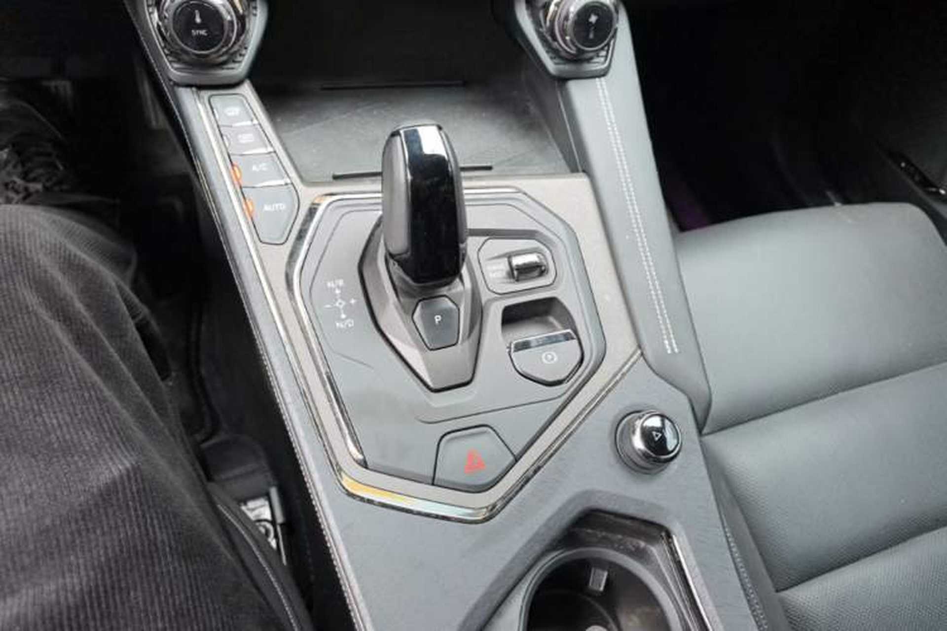 Used Lynk & Co 01 2023 1.5TD EM-F Dawn Gear Lever