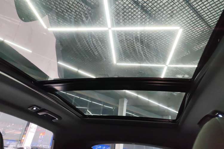 Used Lynk & Co 01 2023 1.5TD EM-F PM Headliner