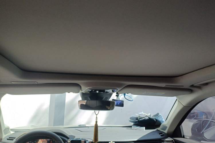 Used Lynk & Co 01 2023 2.0TD Two-Wheel Drive Pro Trim Headliner