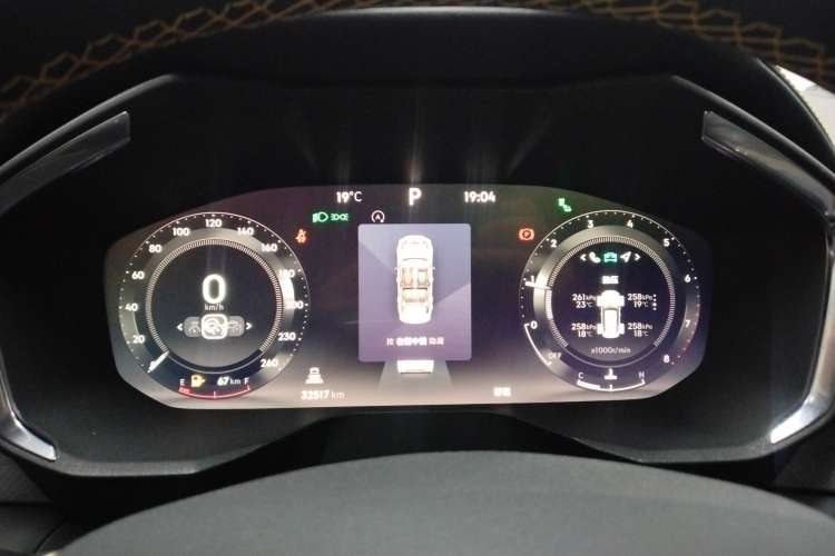 Used Lynk & Co 01 2023 2.0TD Two-Wheel Drive Pro Trim Instrument Cluster