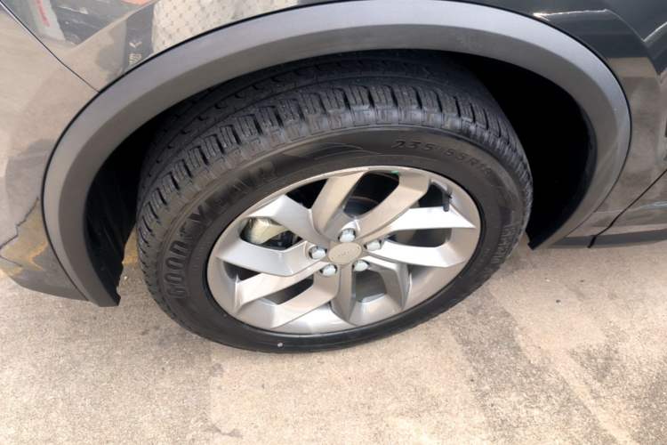 Used Lynk & Co 01 2023 2.0TD Two-Wheel Drive Asian Games Edition Left Front Wheel Hub