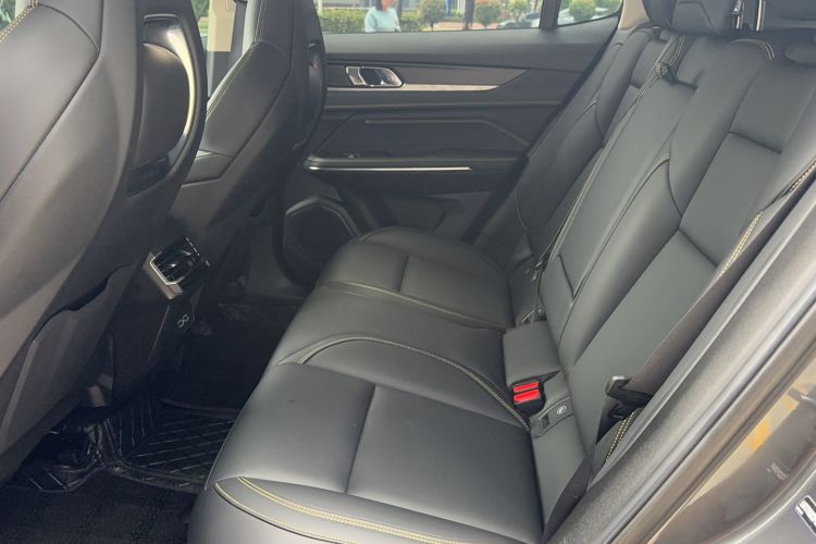 Used Lynk & Co 01 2023 2.0TD Two-Wheel Drive Asian Games Edition Left Rear Seat