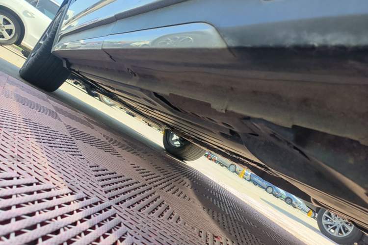 Used Lynk & Co 01 2023 1.5TD EM-F PM Left Side Sill