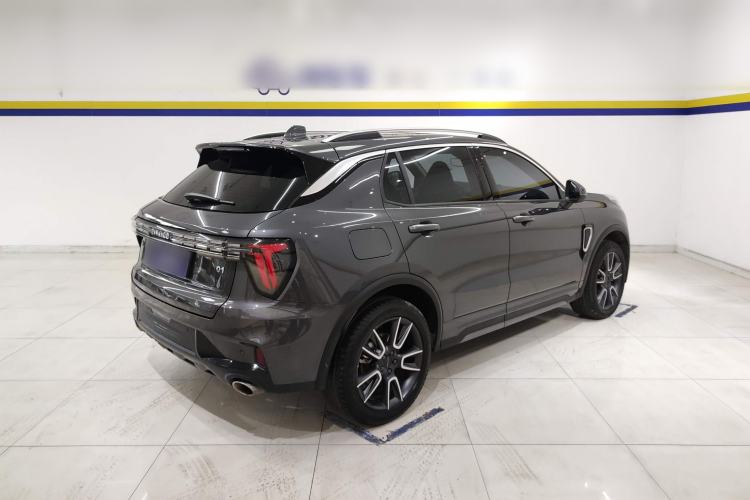 Used Lynk & Co 01 2023 2.0TD Two-Wheel Drive Pro Trim Rear Right 45 Deg