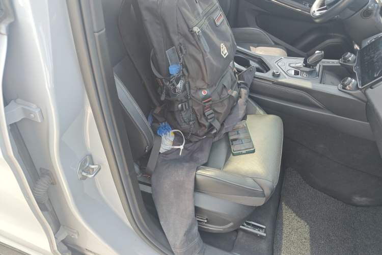 Used Lynk & Co 01 2023 1.5TD EM-F PM Right Front Seat