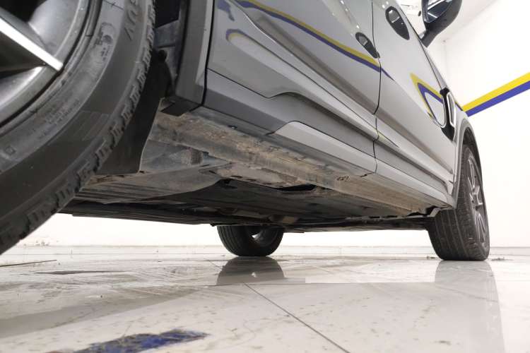 Used Lynk & Co 01 2023 2.0TD Two-Wheel Drive Pro Trim Right Side Sill