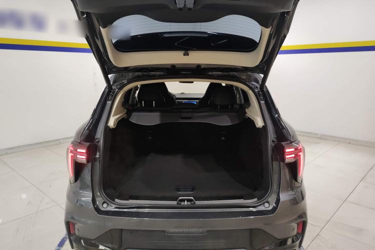 Used Lynk & Co 01 2023 2.0TD Two-Wheel Drive Pro Trim Trunk