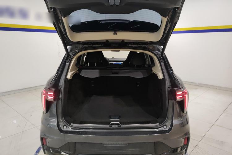 Used Lynk & Co 01 2023 2.0TD Two-Wheel Drive Pro Trim Trunk