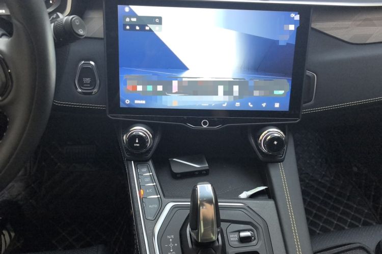 Used Lynk & Co 01 2023 2.0TD Two-Wheel Drive Pro Trim Audio And AC Panel