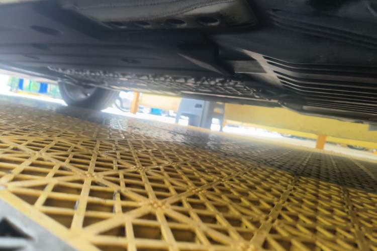 Used Lynk & Co 01 2023 1.5TD EM-F Dawn Chassis Rear Left