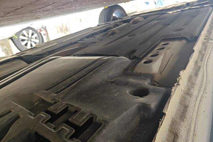 Used Lynk & Co 01 2023 2.0TD Two-Wheel Drive Pro Trim Chassis Rear Left