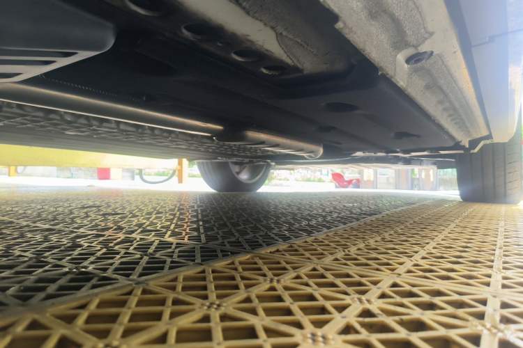 Used Lynk & Co 01 2023 1.5TD EM-F Dawn Chassis Rear Right