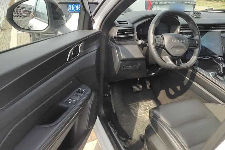 Used Lynk & Co 01 2023 1.5TD EM-F AM Driver Seat