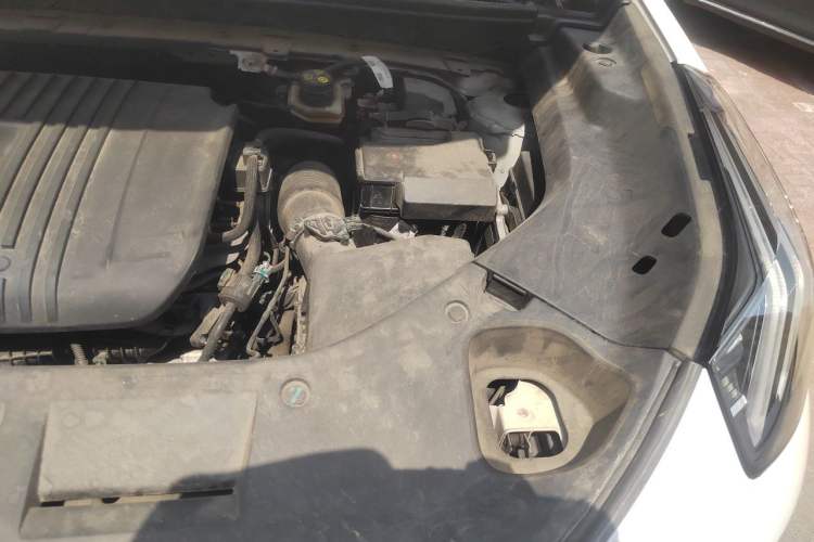 Used Lynk & Co 01 2023 2.0TD Two-Wheel Drive Asian Games Edition Engine Bay Left