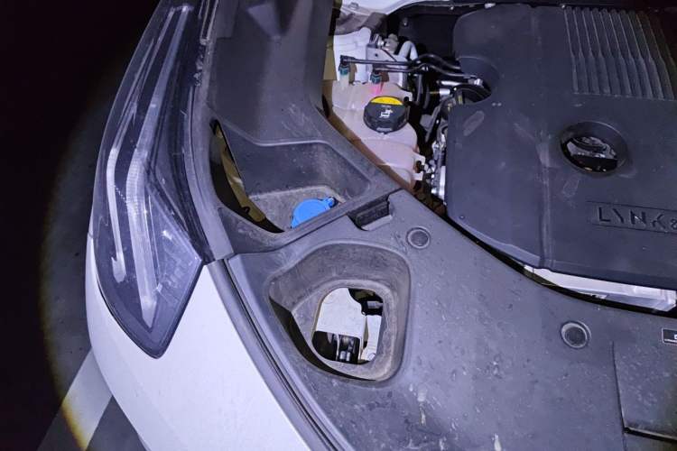 Used Lynk & Co 01 2023 1.5TD EM-F PM Engine Bay Right