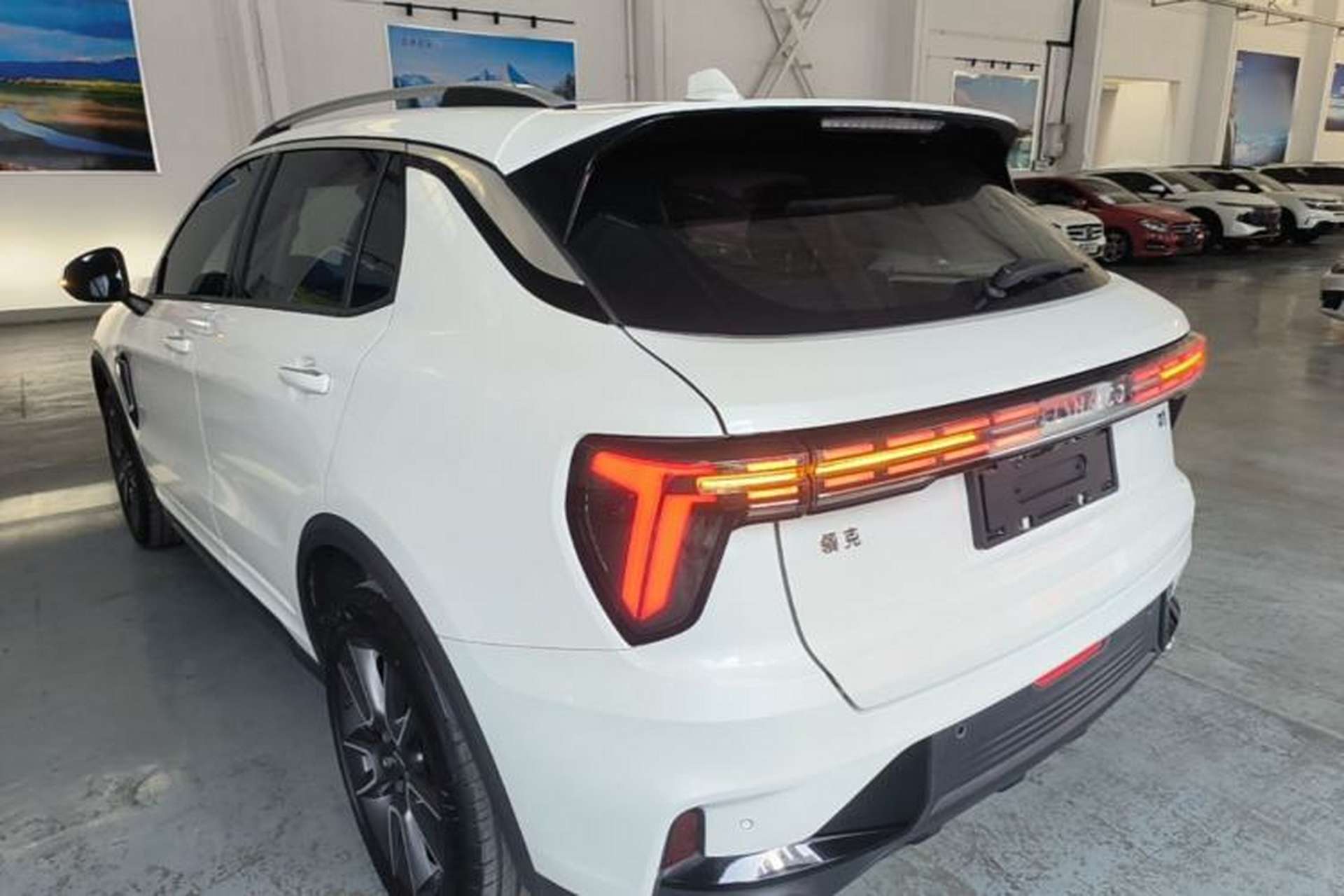 Used Lynk & Co 01 2023 2.0TD Two-Wheel Drive Pro Trim Exterior 2