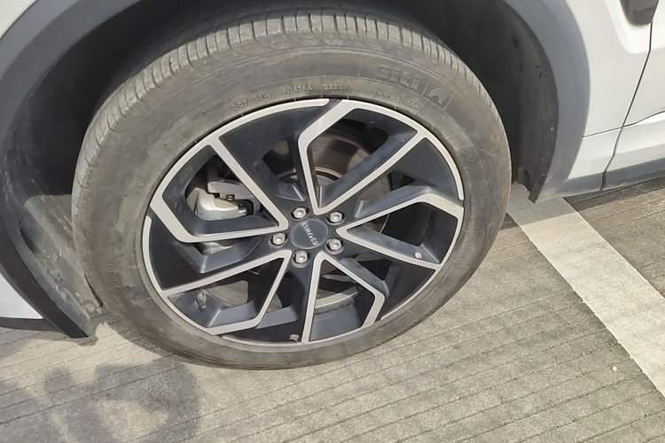 Used Lynk & Co 01 2023 1.5TD EM-F AM Exterior 4