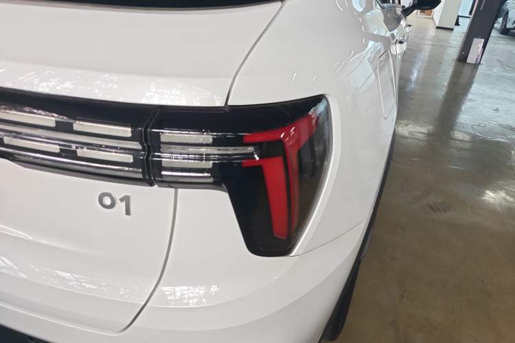 Used Lynk & Co 01 2023 2.0TD Two-Wheel Drive Asian Games Edition Exterior 6