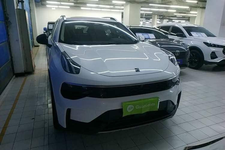 Used Lynk & Co 01 2023 2.0TD Two-Wheel Drive Pro Trim Front