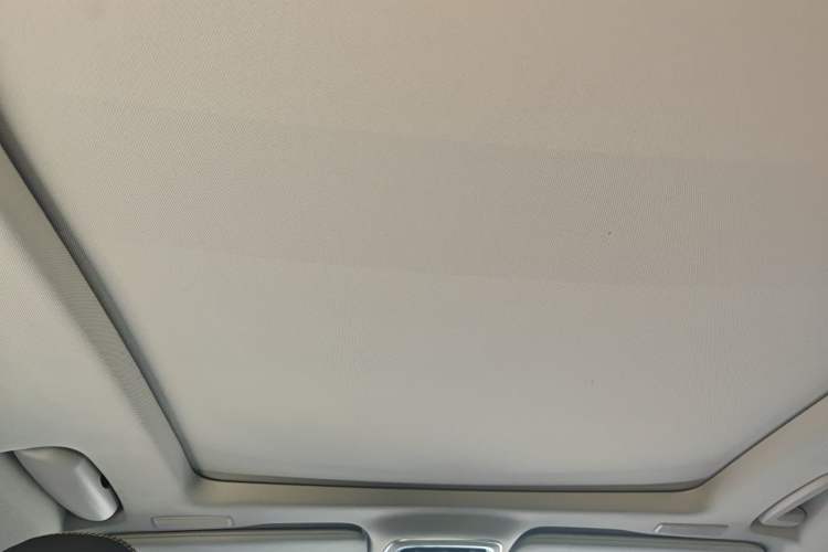 Used Lynk & Co 01 2023 2.0TD Two-Wheel Drive Pro Trim Headliner