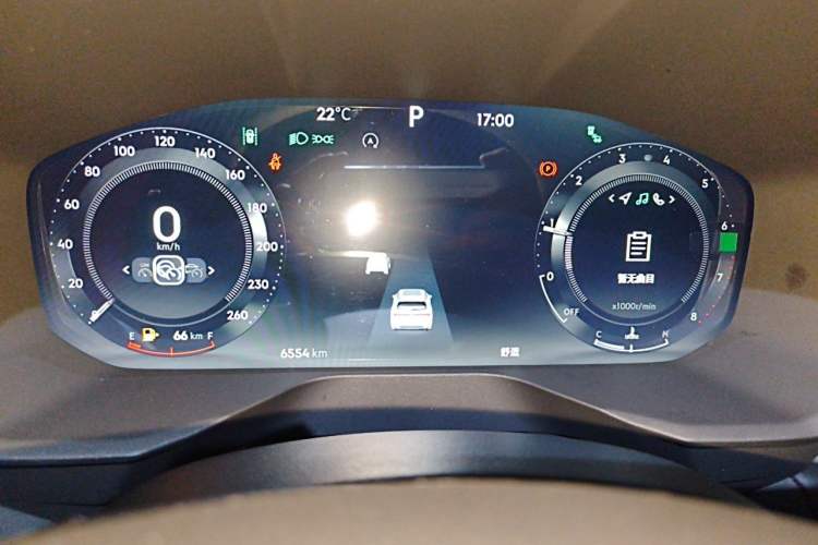 Used Lynk & Co 01 2023 2.0TD Two-Wheel Drive Pro Trim Instrument Cluster