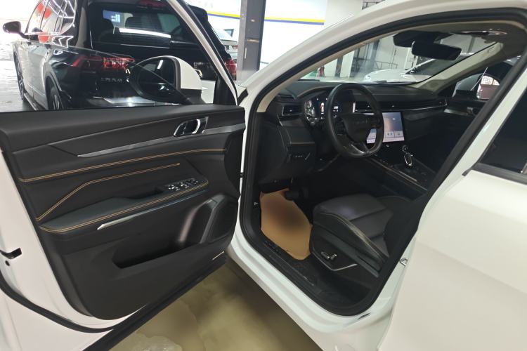 Used Lynk & Co 01 2023 2.0TD Two-Wheel Drive Asian Games Edition Interior 3