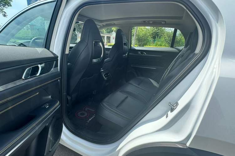 Used Lynk & Co 01 2023 2.0TD Two-Wheel Drive Asian Games Edition Interior 3