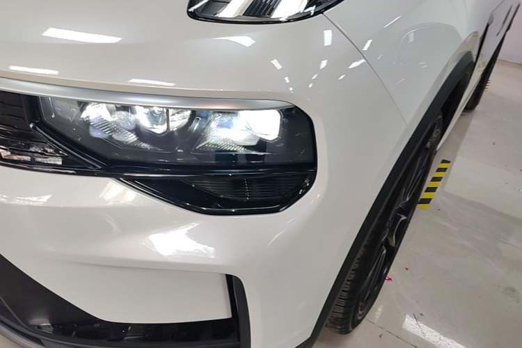 Used Lynk & Co 01 2023 2.0TD Two-Wheel Drive Pro Trim Left Front Headlight