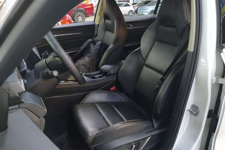 Used Lynk & Co 01 2023 2.0TD Two-Wheel Drive Asian Games Edition Left Front Seat