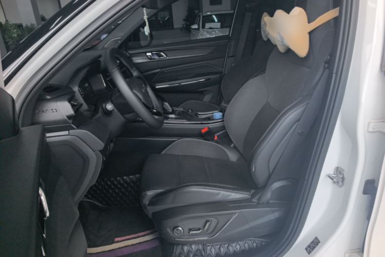 Used Lynk & Co 01 2023 2.0TD Four-Wheel Drive HypeHalo Left Front Seat