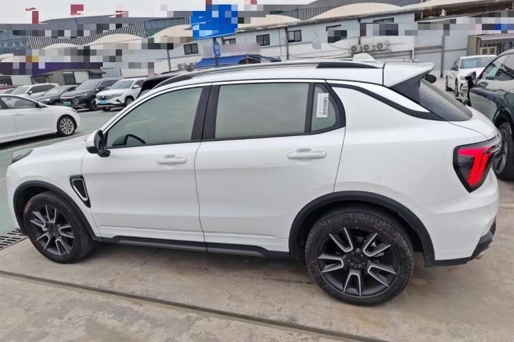 Used Lynk & Co 01 2023 2.0TD Two-Wheel Drive Pro Trim Left Side