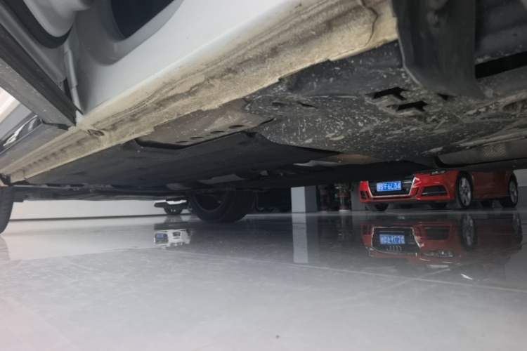 Used Lynk & Co 01 2023 2.0TD Four-Wheel Drive HypeHalo Left Side Sill