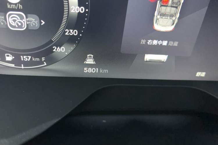 Used Lynk & Co 01 2023 2.0TD Two-Wheel Drive Pro Trim Odometer Close Up