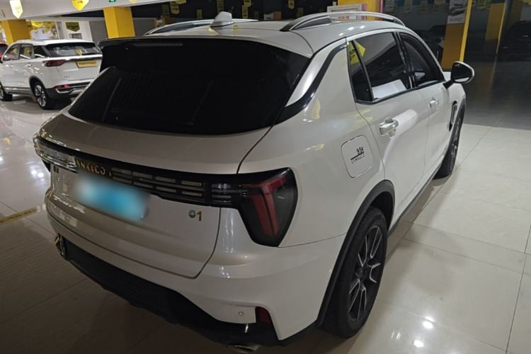 Used Lynk & Co 01 2023 2.0TD Two-Wheel Drive Pro Trim Rear Right 45 Deg