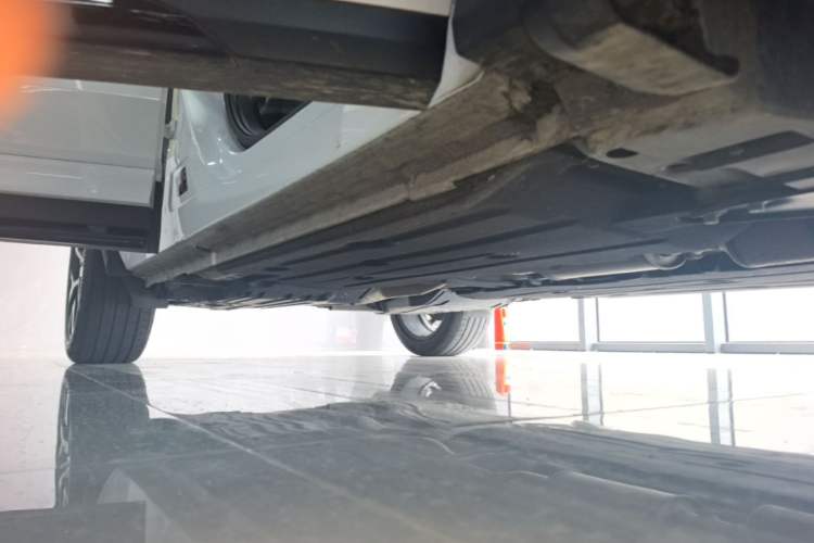Used Lynk & Co 01 2023 2.0TD Four-Wheel Drive HypeHalo Right Side Sill