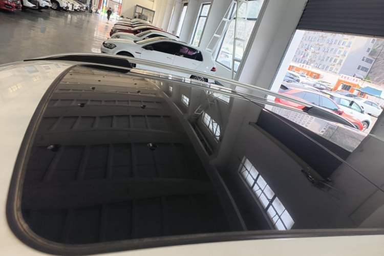 Used Lynk & Co 01 2023 2.0TD Two-Wheel Drive Pro Trim Roof