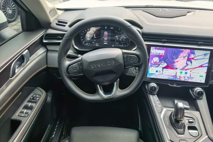 Used Lynk & Co 01 2023 2.0TD Two-Wheel Drive Pro Trim Steering Wheel