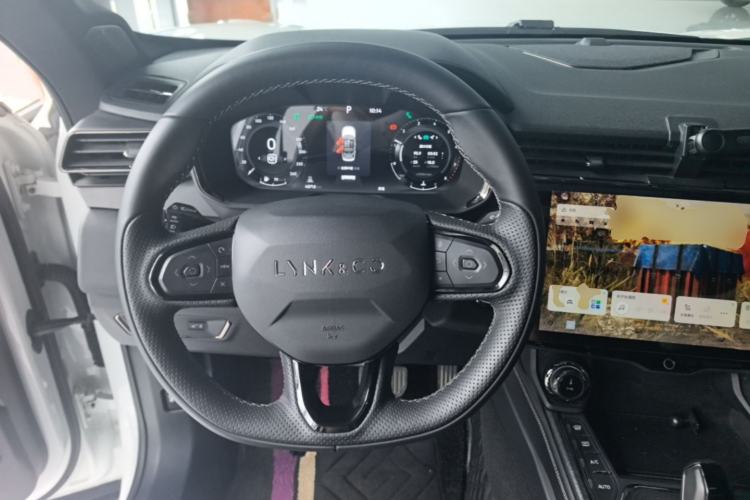 Used Lynk & Co 01 2023 2.0TD Four-Wheel Drive HypeHalo Steering Wheel