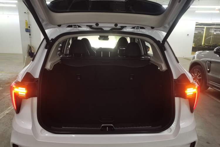 Used Lynk & Co 01 2023 2.0TD Two-Wheel Drive Pro Trim Trunk