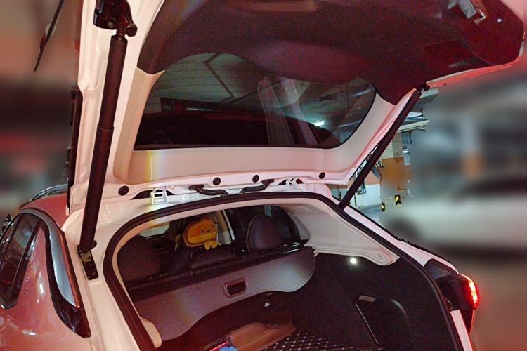 Used Lynk & Co 01 2023 2.0TD Two-Wheel Drive Pro Trim Trunk