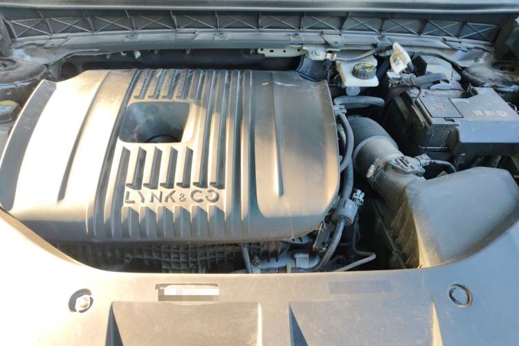 Used Lynk & Co 01 2024 2.0TD Four-Wheel Drive Dark Night Edition Engine Bay