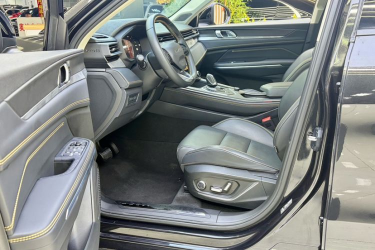 Used Lynk & Co 01 2024 2.0TD Two-Wheel Drive Global Pro Left Front Seat