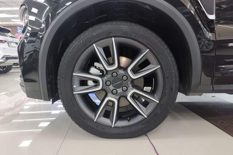 Used Lynk & Co 01 2024 2.0TD Two-Wheel Drive Global Pro Left Front Wheel Hub