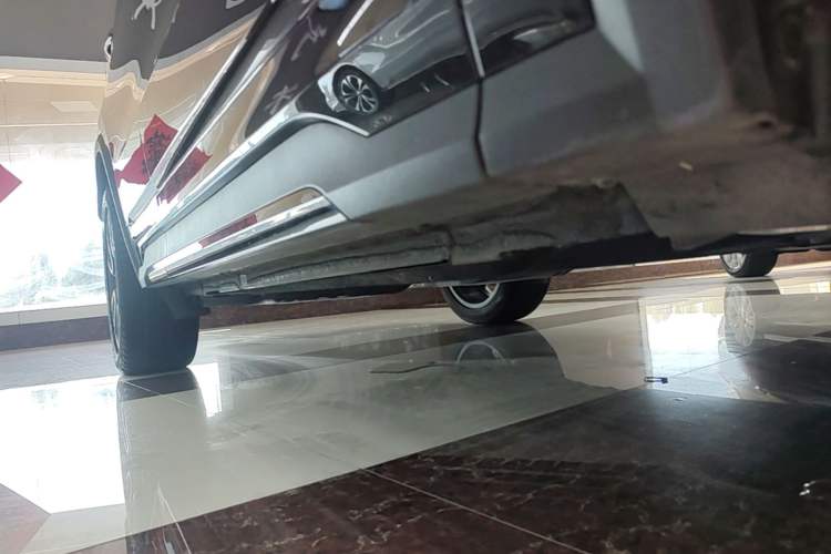 Used Lynk & Co 01 2024 2.0TD Two-Wheel Drive Global Pro Right Side Sill