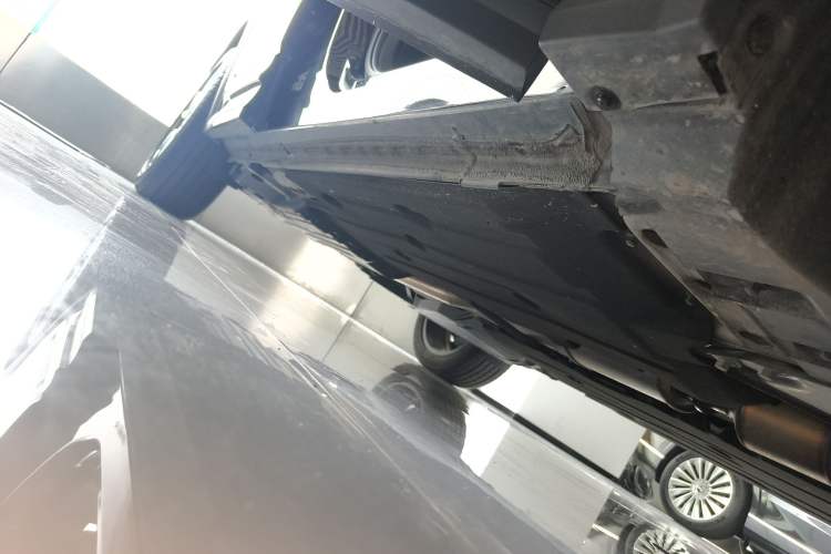 Used Lynk & Co 01 2024 2.0TD Two-Wheel Drive Global Pro Right Side Sill