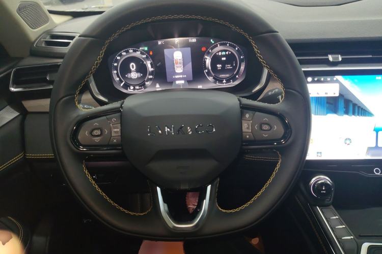 Used Lynk & Co 01 2024 2.0TD Two-Wheel Drive Global Pro Steering Wheel