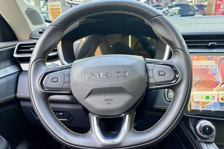Used Lynk & Co 01 2024 2.0TD Two-Wheel Drive Global Pro Steering Wheel